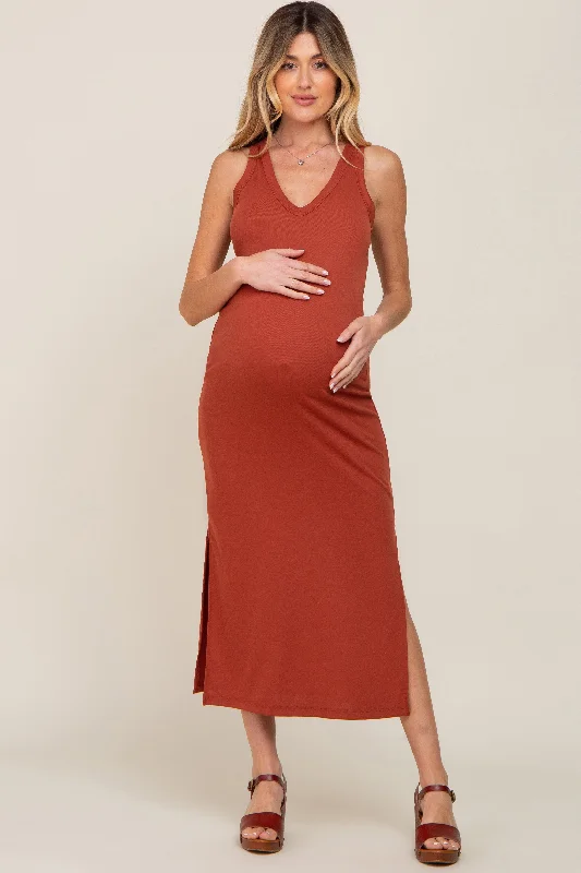 Maternity dress for a baby's first train journey Rust Basic Maternity Shift Midi Dress Maternity dress for a baby's first train journey Rust Basic Maternity Shift Midi Dress