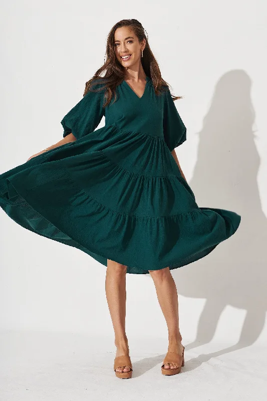  Kehlana Tiered Smock Dress In Emerald Green