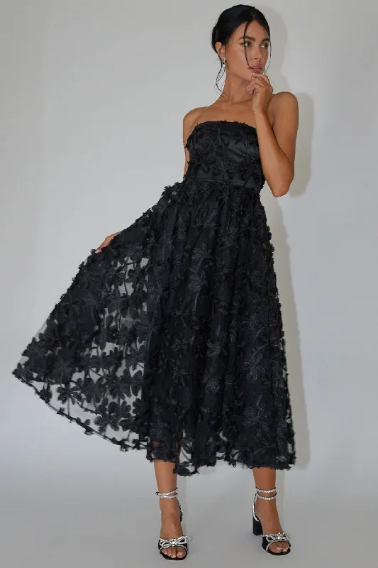 Midi dresses with denim fabric for a casual yet stylish day out Dori Floral Embellished Midi Dress Black Midi dresses with denim fabric for a casual yet stylish day out Dori Floral Embellished Midi Dress Black