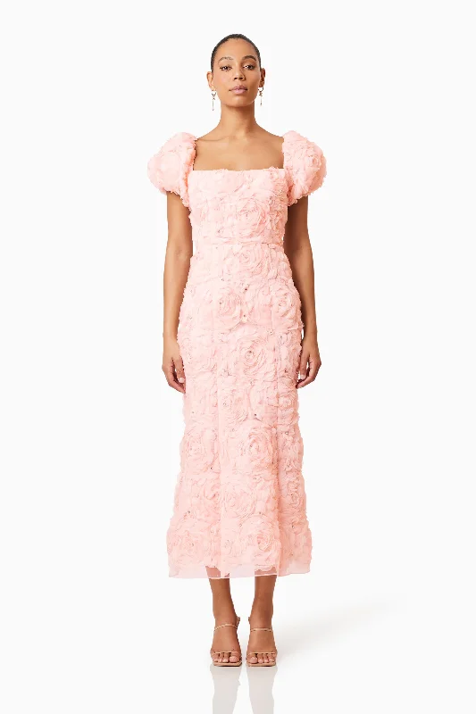 Midi dresses with tassel accents for a bohemian and free - spirited style Rosella 3D Midi Dress in Pink Midi dresses with tassel accents for a bohemian and free - spirited style Rosella 3D Midi Dress in Pink