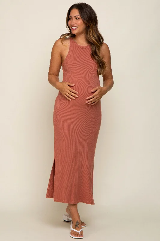 Maternity dress for a baby's first visit to the orchard Rust Sleeveless Ribbed Side Slit Maternity Maxi Dress Maternity dress for a baby's first visit to the orchard Rust Sleeveless Ribbed Side Slit Maternity Maxi Dress