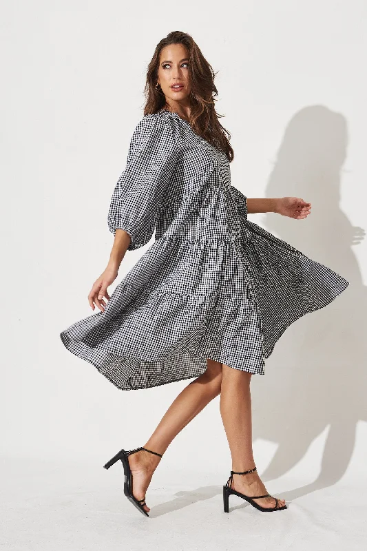 Everyday Dress with Elastic - cuffed Sleeves for a Casual Look​ Kehlana Tiered Smock Dress in Black and White Gingham