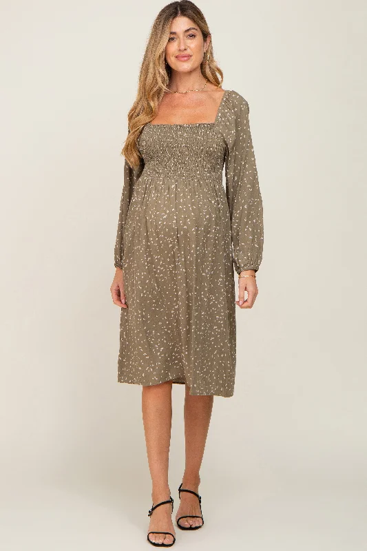 Maternity dress for a winter wonderland event Olive Printed Long Sleeve Maternity Midi Dress Maternity dress for a winter wonderland event Olive Printed Long Sleeve Maternity Midi Dress