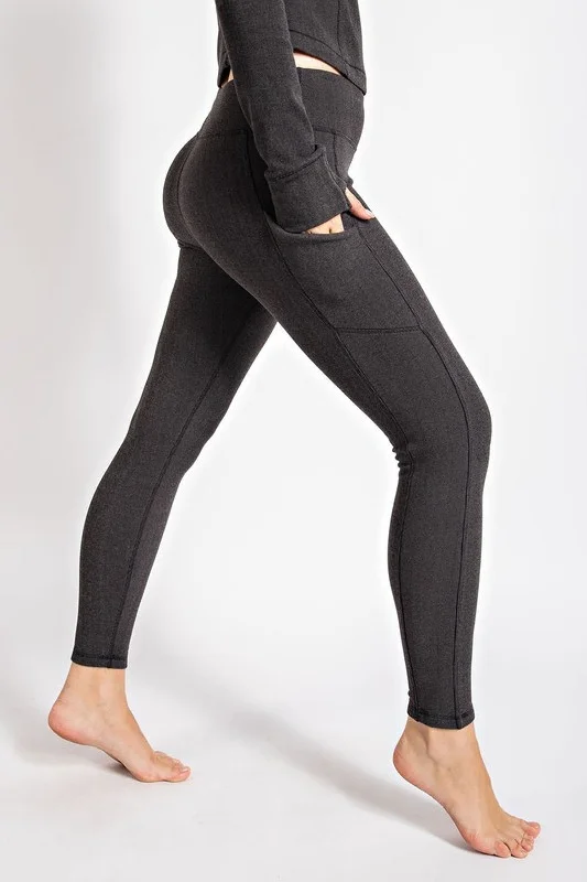 Women's Leather - Look Tight Trousers with Zipper Details in Dark Gray for an Urban StyleRae Mode Rib Brushed High Rise Leggings with Pockets Women's Leather - Look Tight Trousers with Zipper Details in Dark Gray for an Urban StyleRae Mode Rib Brushed High Rise Leggings with Pockets