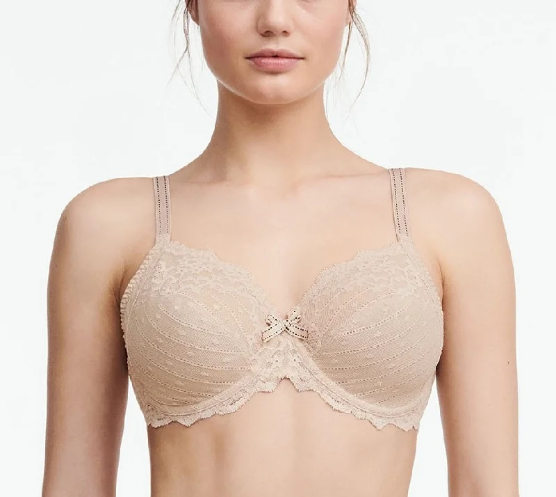 lace bras for a romantic lookChantelle Rive Gauche Cappuccino Lace Bra 3281