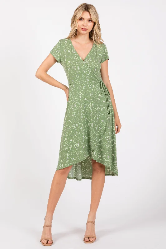 convertible bras with adjustable strapsGreen Floral Hi-Lo Wrap Dress