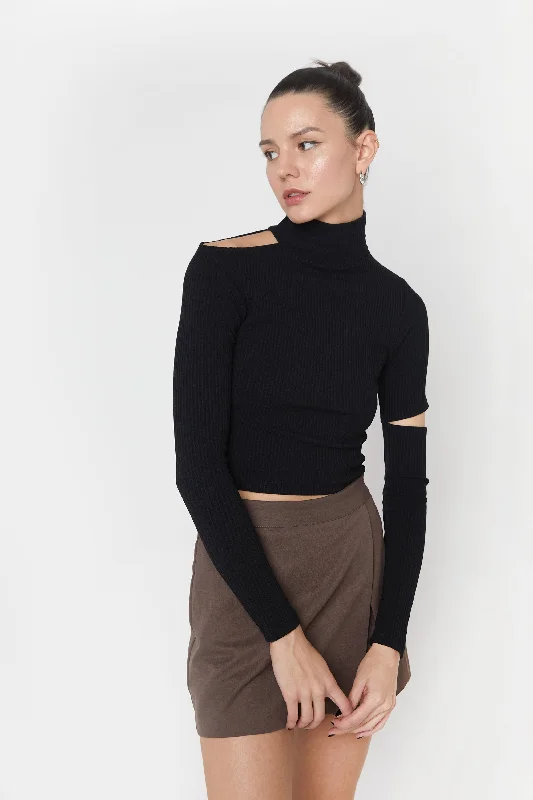 ribbed women cardigan with a classic textureCUTOUT TURTLENECK TOP