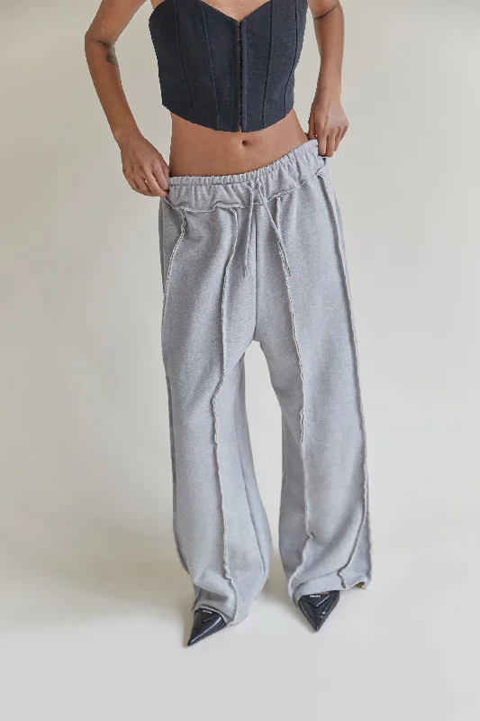 v neck women cardigan to elongate the necklineEXPOSED SEAM SWEATPANT