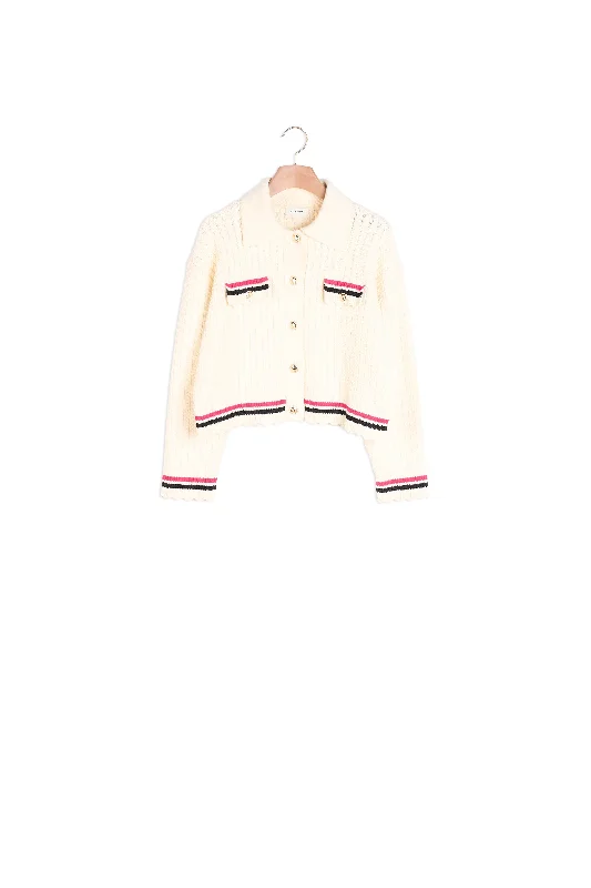 v neck women cardigan to elongate the necklineCardicoat en maille