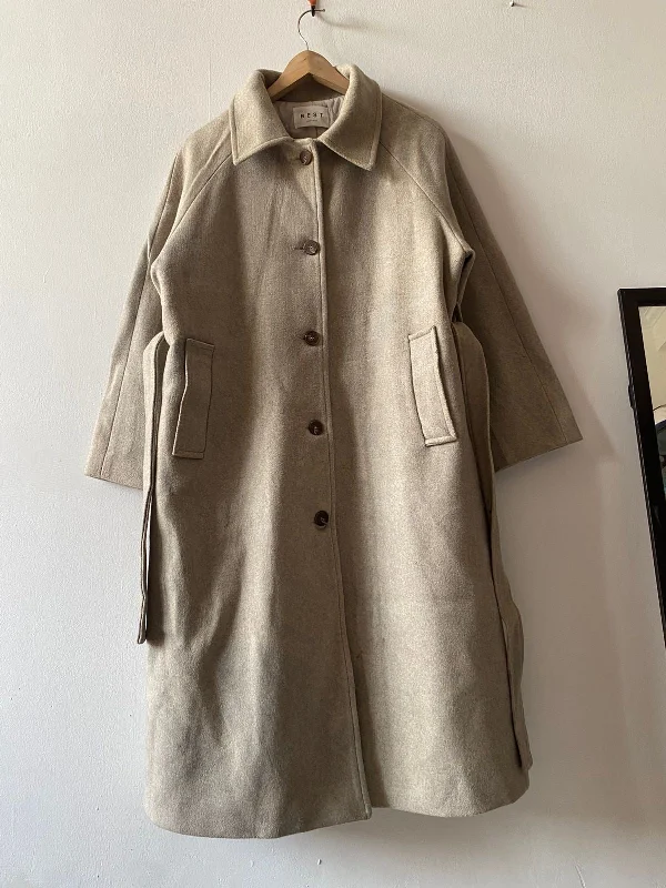 Women's overalls with a water - resistant coatingOvercoat