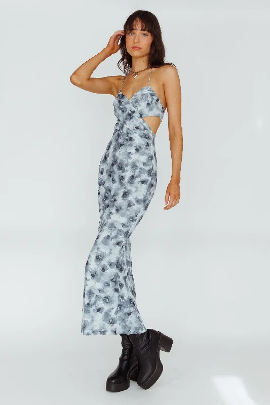 Ball Gown Women Dress with a Full Skirt for a Princess - like LookAlivia Tied Back Maxi Dress Floral Black Ball Gown Women Dress with a Full Skirt for a Princess - like LookAlivia Tied Back Maxi Dress Floral Black