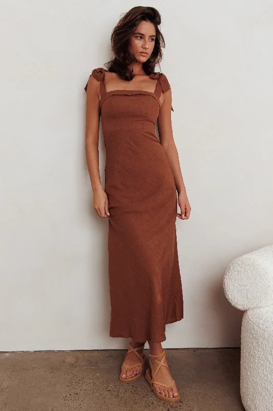 Ball Gown Women Dress with a Full Skirt for a Princess - like LookAppreciate You Tied Shoulder Maxi Dress Chocolate Ball Gown Women Dress with a Full Skirt for a Princess - like LookAppreciate You Tied Shoulder Maxi Dress Chocolate