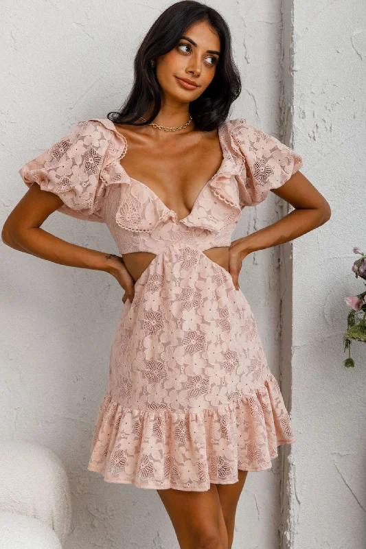 Shift Women Dress with a Simple and Classic Design for Everyday WearSweet Life Cut-Out Waist Lace Dress Peach Shift Women Dress with a Simple and Classic Design for Everyday WearSweet Life Cut-Out Waist Lace Dress Peach