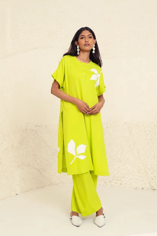 Halter Neck Women Dress to Show Off the Shoulders and Neckline Halter Neck Women Dress to Show Off the Shoulders and Neckline MORGAN SOLID CO-ORD Halter Neck Women Dress to Show Off the Shoulders and Neckline Halter Neck Women Dress to Show Off the Shoulders and Neckline MORGAN SOLID CO-ORD