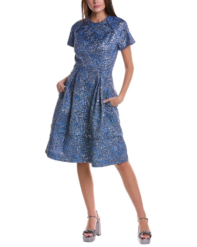Halter Neck Women Dress to Show Off the Shoulders and Neckline Halter Neck Women Dress to Show Off the Shoulders and Neckline Teri Jon by Rickie Freeman Midi Dress Halter Neck Women Dress to Show Off the Shoulders and Neckline Halter Neck Women Dress to Show Off the Shoulders and Neckline Teri Jon by Rickie Freeman Midi Dress