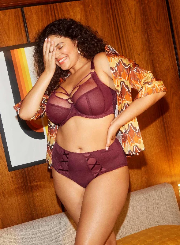 Elomi: Sachi Underwired Plunge Bra Cabernet