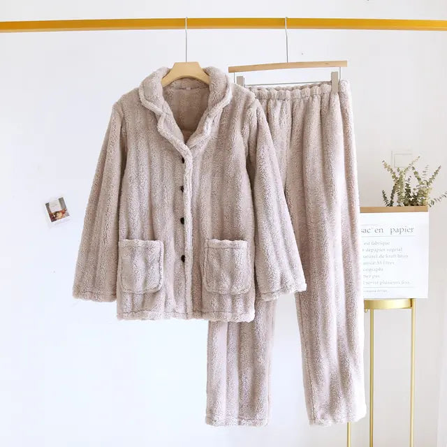 Light brown (women)