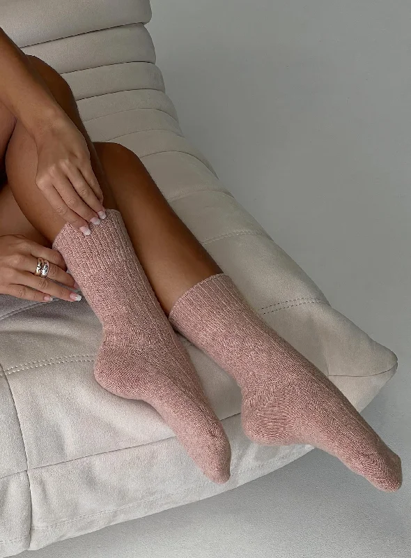 women tights with a seamless toe for extra comfortAlberto Socks Pink