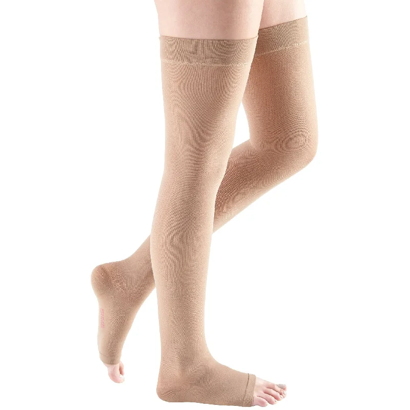 Hypoallergenic stockings for sensitive skinMediven Plus 40-50 mmHg Thigh High, Open Toe Hypoallergenic stockings for sensitive skinMediven Plus 40-50 mmHg Thigh High, Open Toe