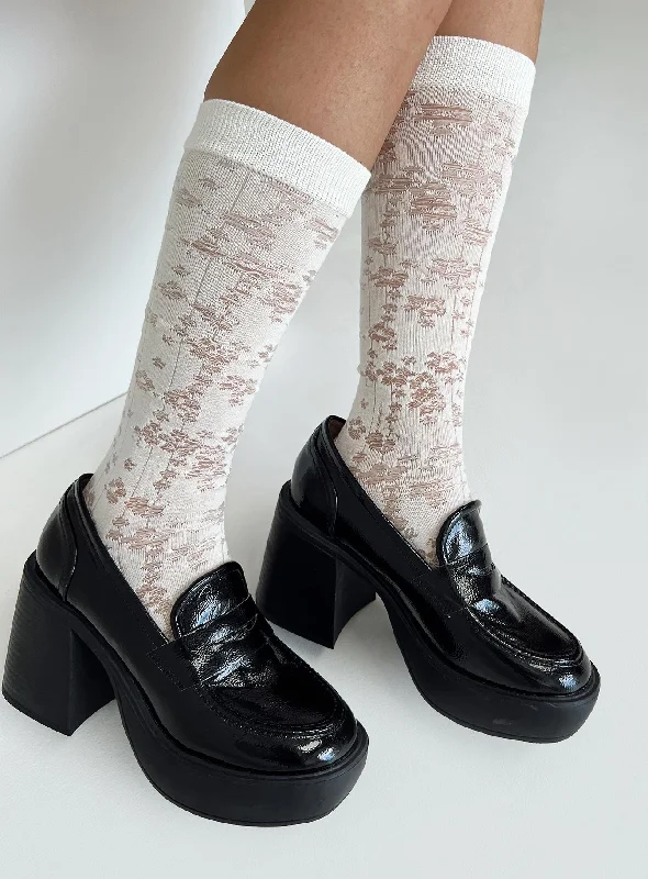 Mirrow Socks White