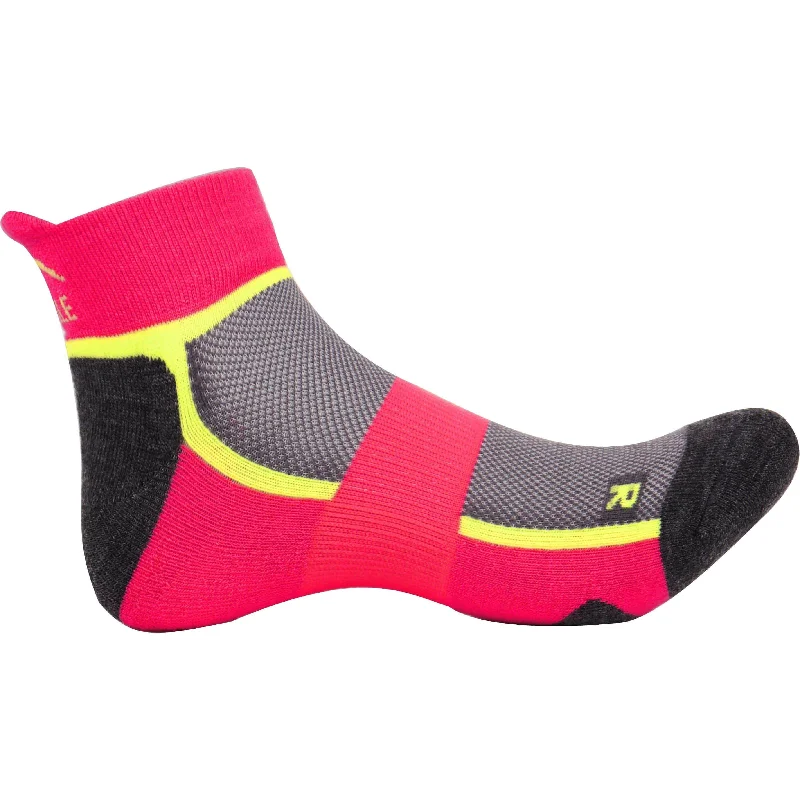 Women's silk - lined socks for a luxurious feelMore Mile Bamboo Comfort Womens Running Socks - Pink Women's silk - lined socks for a luxurious feelMore Mile Bamboo Comfort Womens Running Socks - Pink