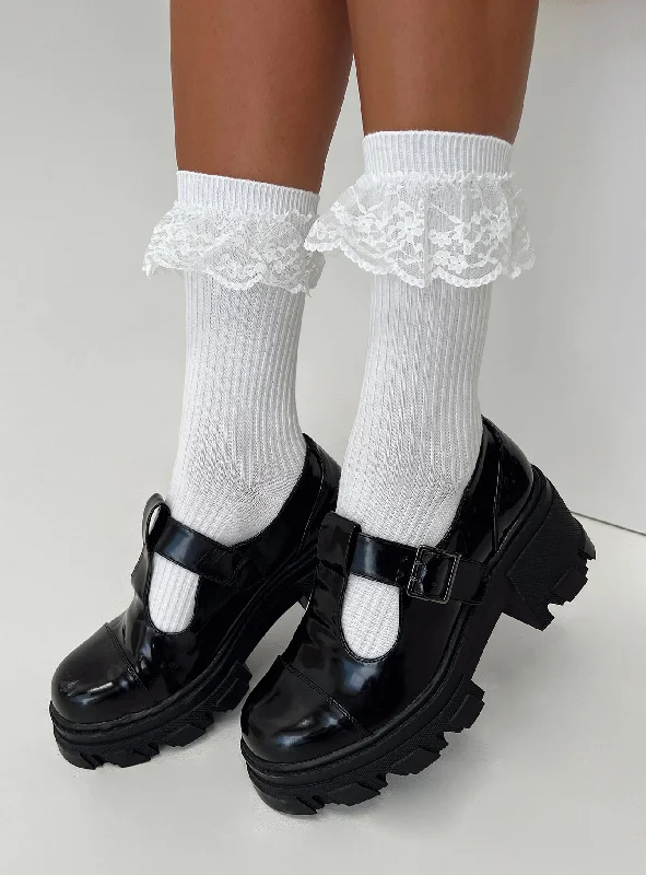 women tights for a cold - weather hiking tripSerilda Frill Socks White