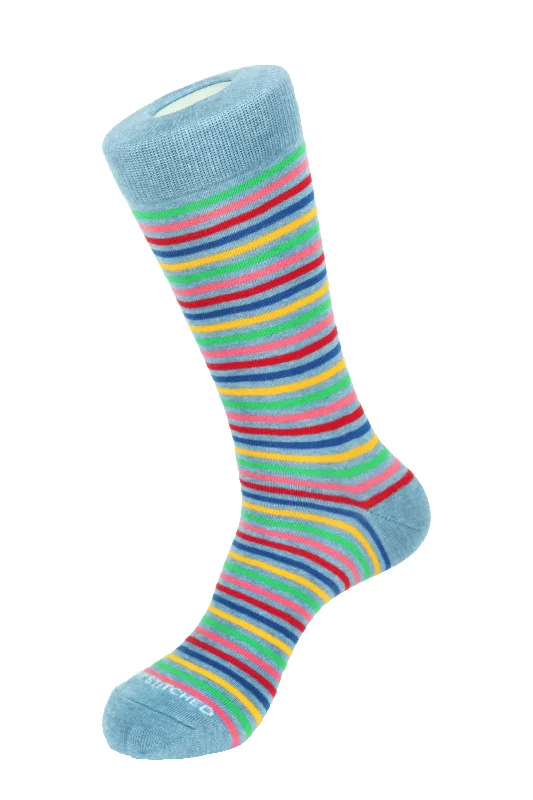 Women's ankle socks with a frilly edgeBubble Gum Stripe