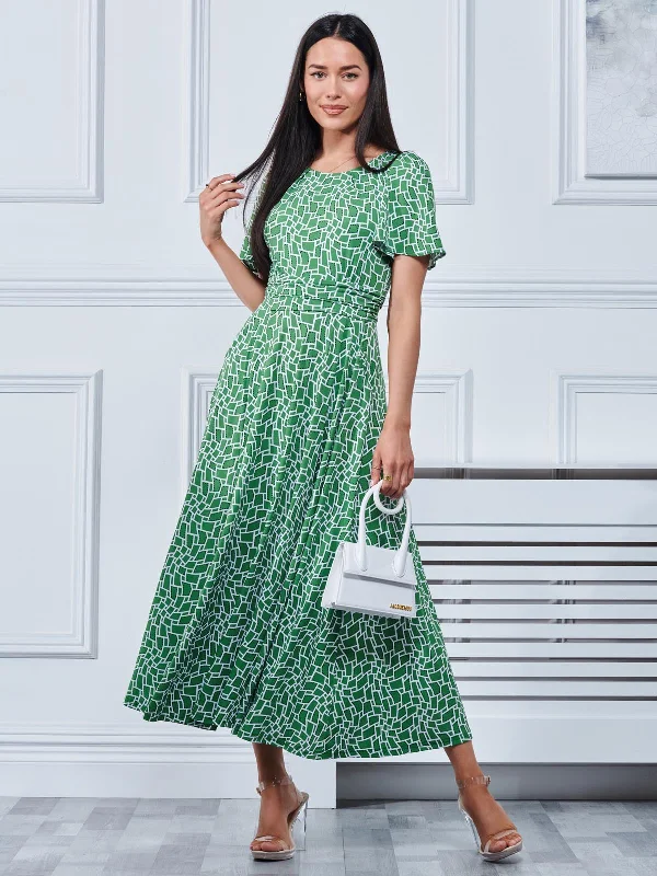 Floral print maxi dresses for summer garden partiesBoat Neck Angel Sleeve Maxi Dress, Green Geo Floral print maxi dresses for summer garden partiesBoat Neck Angel Sleeve Maxi Dress, Green Geo