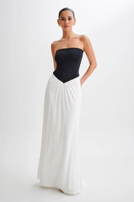 Maxi dresses with a cinched waist for a defined silhouetteRuby Strapless Slinky Maxi Dress - Black/White Maxi dresses with a cinched waist for a defined silhouetteRuby Strapless Slinky Maxi Dress - Black/White