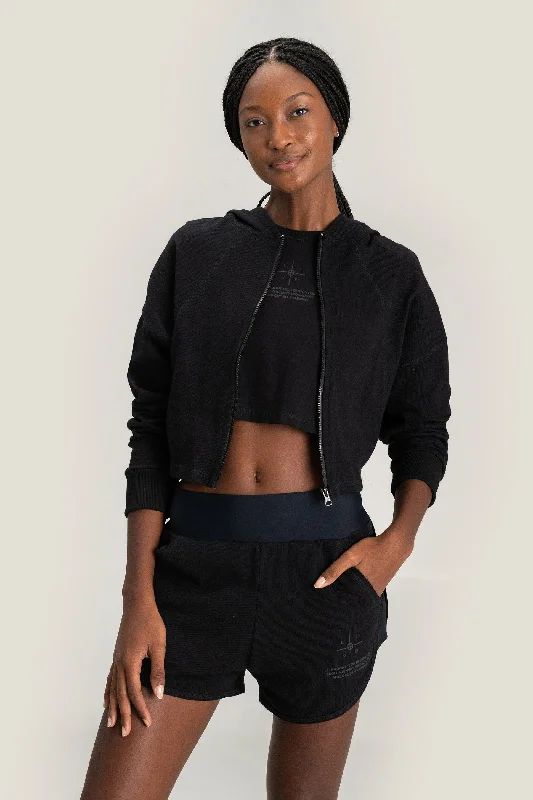 Long women's mac coats in a lightweight fabric for spring showersChill Cropped Jacket Long women's mac coats in a lightweight fabric for spring showersChill Cropped Jacket