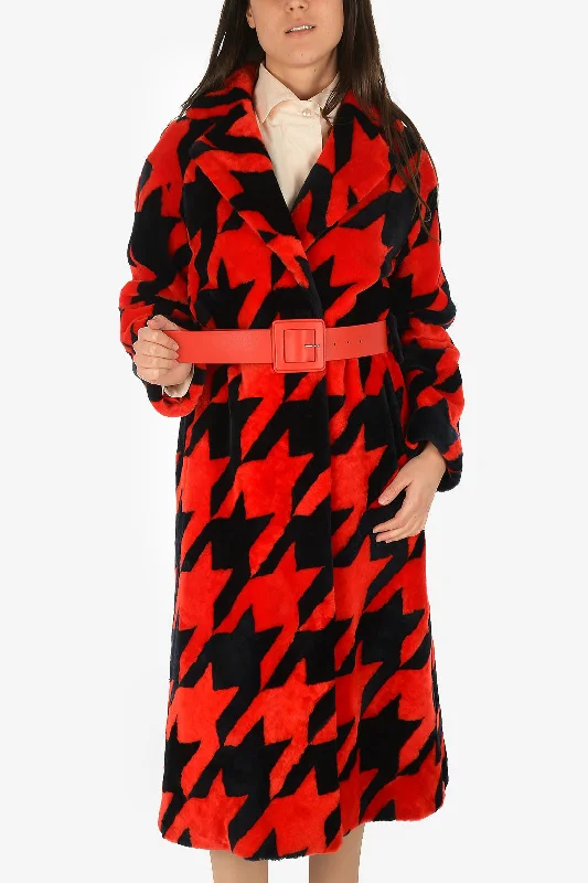 Belted women's cashmere coats in soft pastels for a luxurious feelDROMe Printed Shearling Jacket with Belt Belted women's cashmere coats in soft pastels for a luxurious feelDROMe Printed Shearling Jacket with Belt