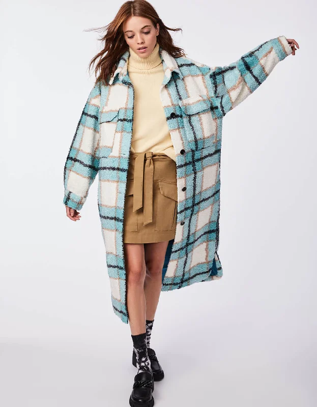 Women's long - sleeve wool coats in a houndstooth pattern for a classic charmPlaid Unreal Teddy Shacket Women's long - sleeve wool coats in a houndstooth pattern for a classic charmPlaid Unreal Teddy Shacket