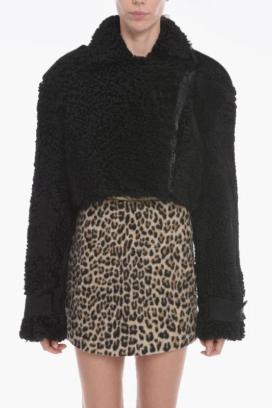 Women's faux fur coats in bright colors for a bold fashion statementThe Mannei Cropped MAHIS Shearling Coat with Perforated Suede Details Women's faux fur coats in bright colors for a bold fashion statementThe Mannei Cropped MAHIS Shearling Coat with Perforated Suede Details