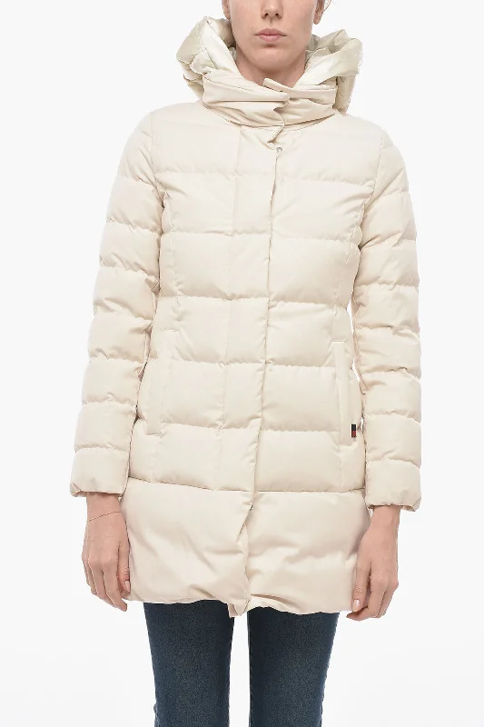 Mid - length women's down coats in a slim fit for a modern and sleek appearanceWoolrich Down Jacket PUFFY PRESCOTT With Chest Piece Mid - length women's down coats in a slim fit for a modern and sleek appearanceWoolrich Down Jacket PUFFY PRESCOTT With Chest Piece