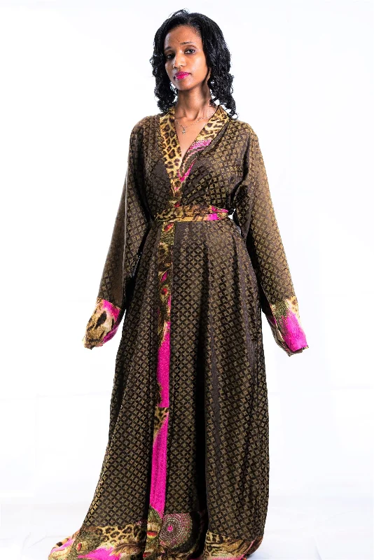 modern - designed women robes for a contemporary lookAntonella Silk Kimono Robe