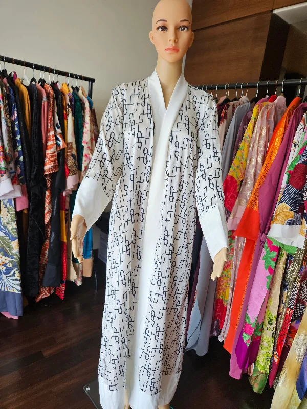 striped women robes in classic patternsIvory kimono robe