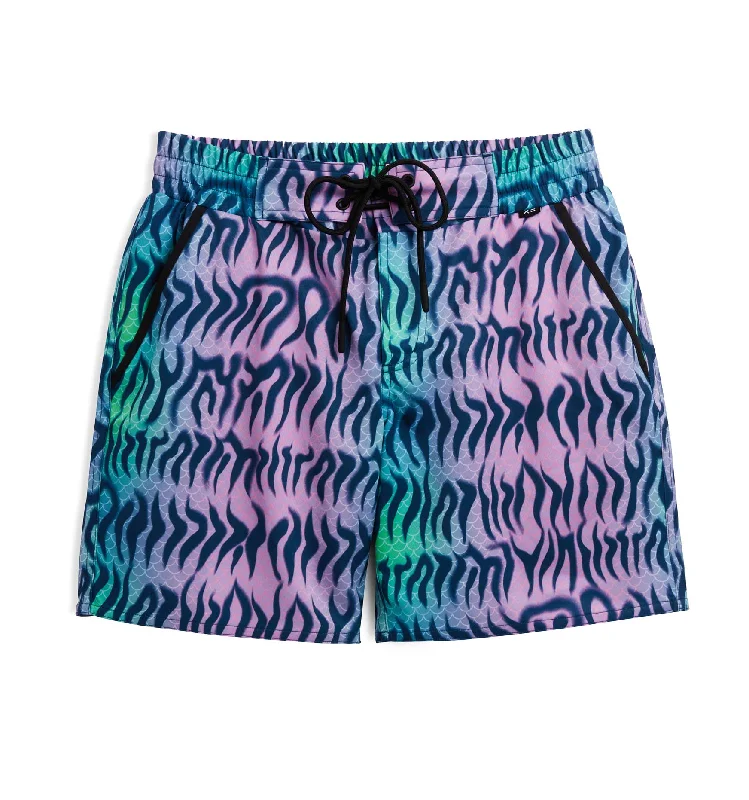 Patterned Geometric Women Shorts for a Modern AppealSwim 7" Heritage Board Short - Head Over Eels Patterned Geometric Women Shorts for a Modern AppealSwim 7" Heritage Board Short - Head Over Eels