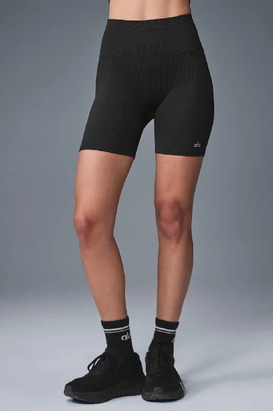 Twill Women Shorts with a Smooth Texture and Durability5" Seamless Ribbed Favorite Short - Black Twill Women Shorts with a Smooth Texture and Durability5" Seamless Ribbed Favorite Short - Black